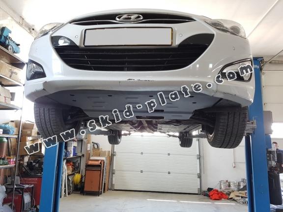 Steel skid plate for the protection of the engine and the gearbox for Hyundai i40
