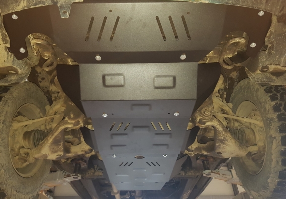 Steel skid plate for the protection of the engine and the radiator for Toyota Hilux