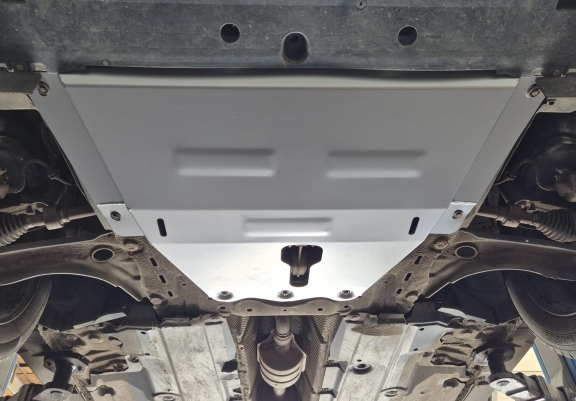 Aluminum skid plate for Dacia Sandero